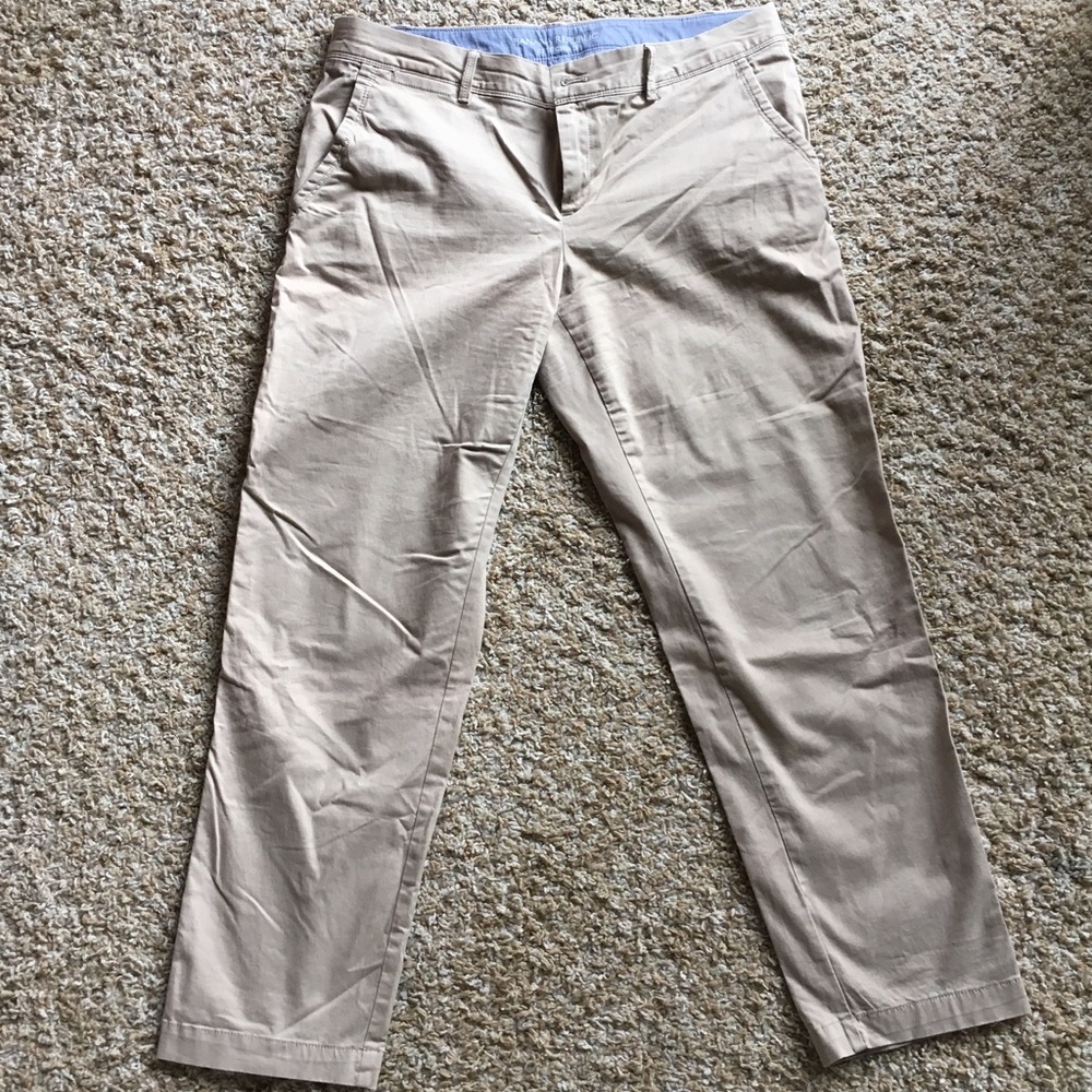 Banana Republic city chino beige pants